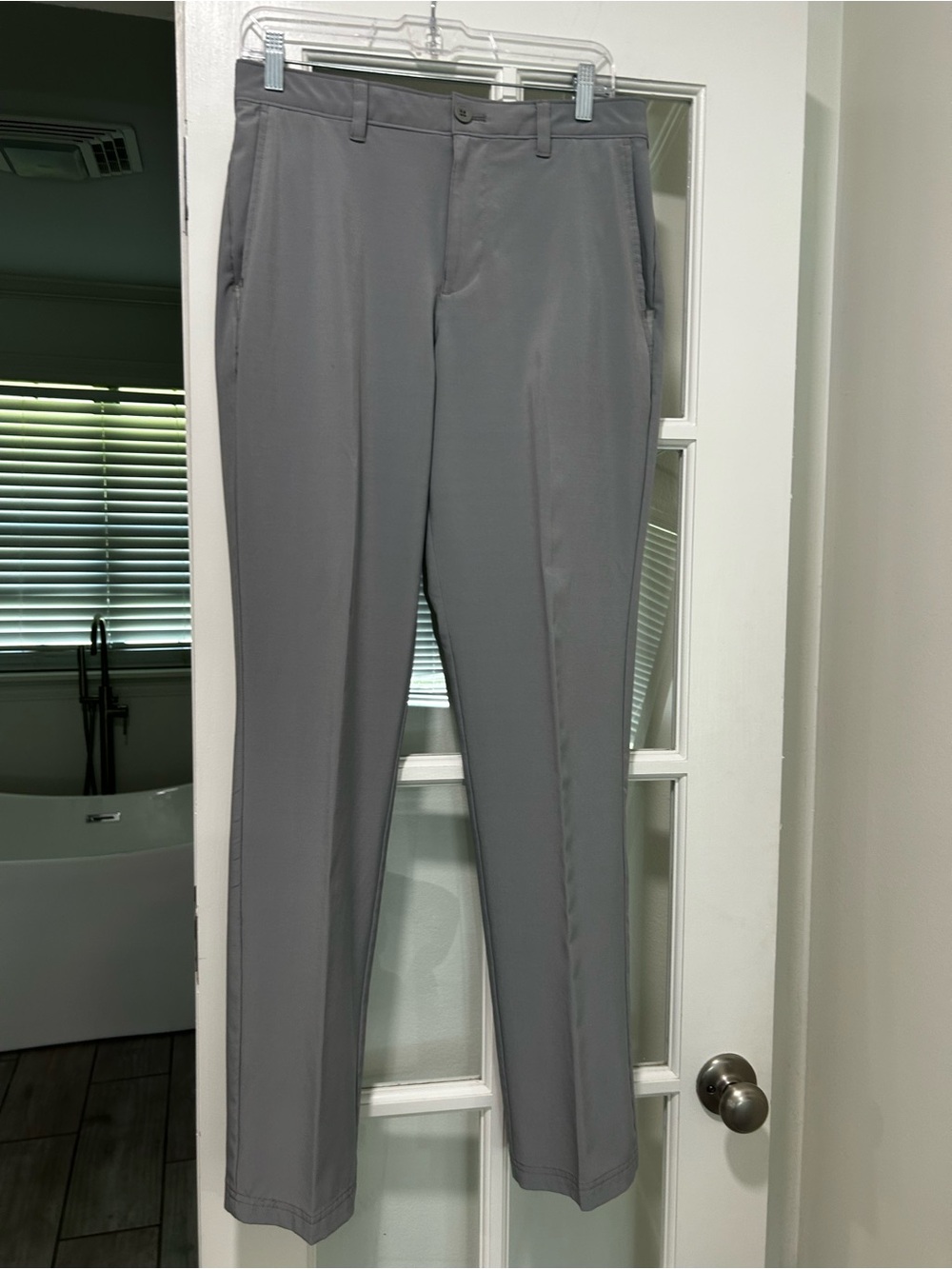 Izod Men's Light Gray Straight Golf Pants 30x32